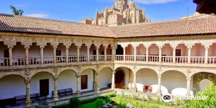 拉斯·杜耶納斯修道院