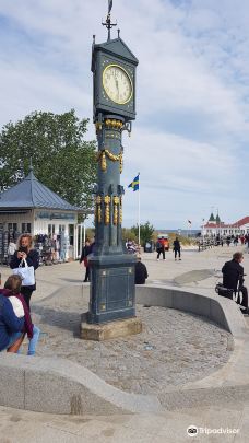 Seebrücke-黑灵斯多夫