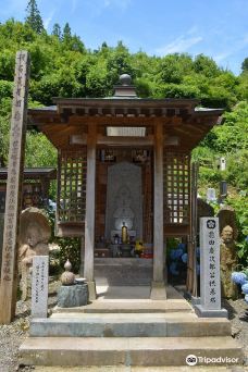 Keji Maeda's Tomb-米泽市