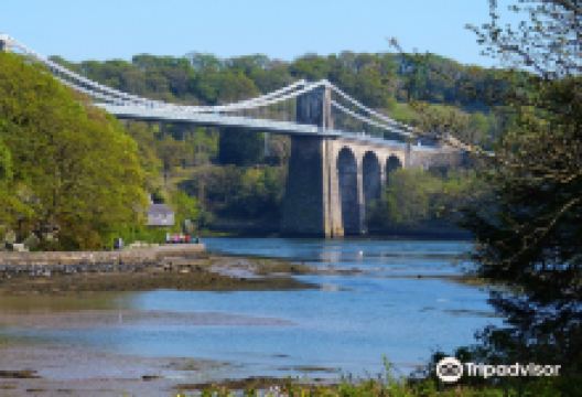 Menai Suspension Bridge景点图片
