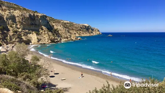 Komos Beach