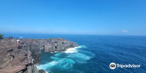 城ケ崎つり橋(門脇燈檯)