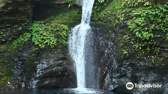 Oshiraji Falls