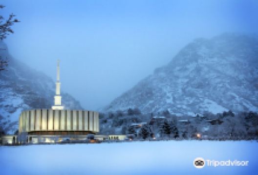 犹他州普若佛岩石峡谷圣殿景点图片