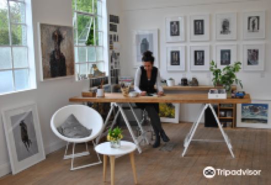 Susan Badcock Gallery景点图片