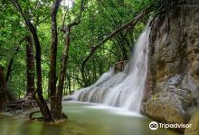 Wang Sai Thong Waterfall景点图片