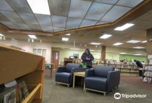 Cranston Public Library: Central Library景点图片