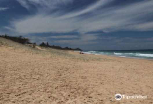 Kawana Beach景点图片