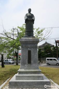 Statue of Okumura Ioko-唐津市