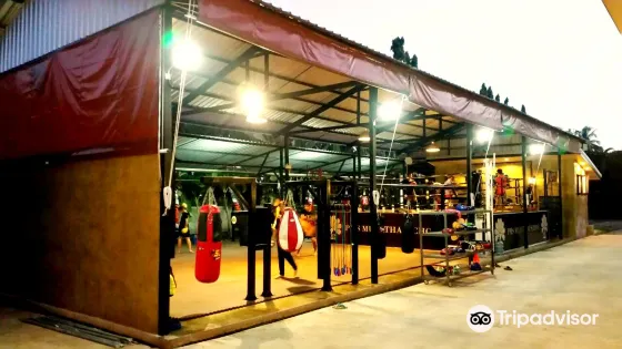 Petchlanna Muaythai School
