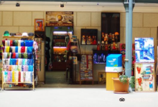 Sayat-Nova Souvenirs购物图片