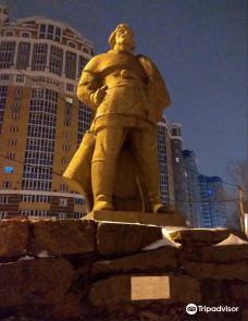 E. Pugachev Monument-萨兰斯克