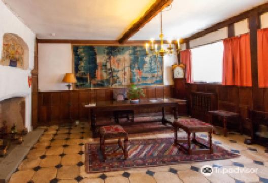 Grey Friars' House and Gardens景点图片