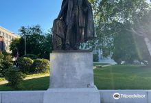 Franklin Pierce Statue景点图片