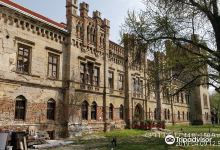 Neo-Gothic Castle景点图片