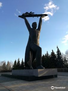 Sculpture Soldier-Winner-鄂木斯克