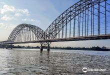 Irrawaddy Bridge景点图片