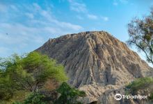 Huaca Rajada景点图片