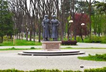 Monument to the Glorious Sons of the Motherland - Cossacks and Highlanders景点图片