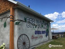 Off The Grid Organic Winery-西基隆拿