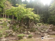 Suwa Yakata Remains Garden-福井