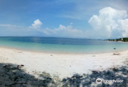 Elak Elak Beach景点图片