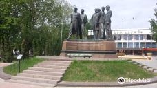 Monument to Dagistan Fighters for the Soviet Regime-马哈奇卡拉