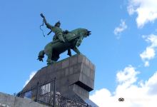萨拉瓦特·尤拉耶夫雕像景点图片