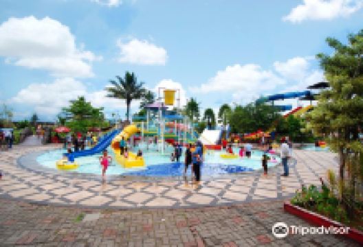 Tektona Waterpark景点图片