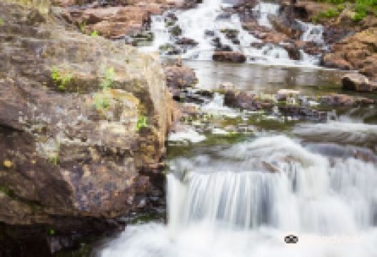 Parc des Chutes de la Petite Riviere Bostonnais景点图片