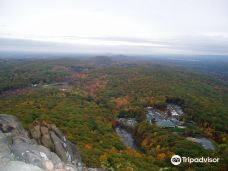 Mount Tom State Reservation-霍利奥克