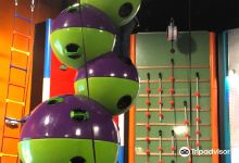 Altitude Trampoline Park景点图片