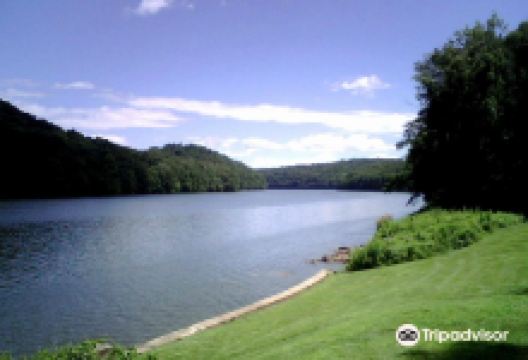 利利诺纳湖景点图片