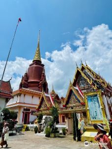 Wat Chang Hai Rat Buranaram-Thung Phla