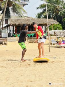 Narigama Beach-希克杜沃