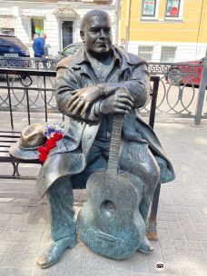 Mikhail Krug Monument-特维尔
