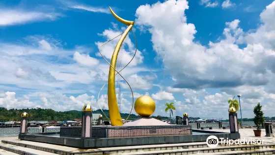 Mercu Dirgahayu 60