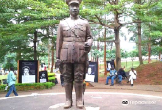 Statue of Charles Atangana景点图片