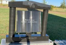 Cross at the Crossroads景点图片