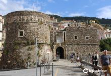 Castello Aragonese Murat景点图片