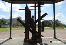 City of Pembroke Pines 911 Memorial steel sculptures景点图片
