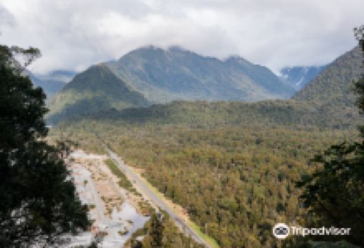 Canavan's Knob Walk景点图片
