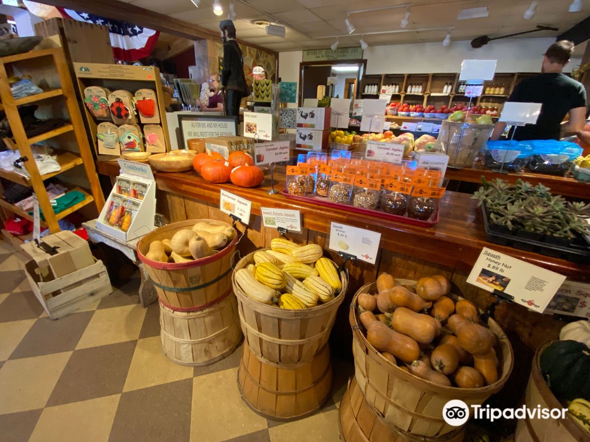 Milburn Orchards Ice Cream & Lunch Deck餐厅图片