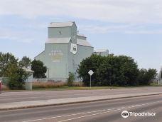 Leduc Heritage Grain Elevator-勒杜克