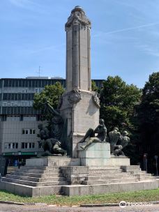 Il monumento ai pontieri-皮亚琴察