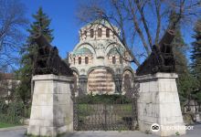 Saint George the Victorious Chapel and Mausoleum景点图片