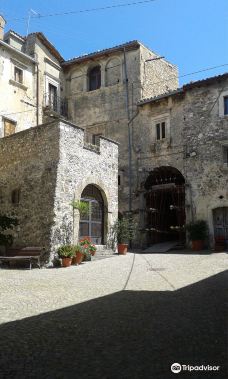 Castelvecchio Calvisio-多伊尔斯敦