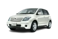 Toyota Ist o similar