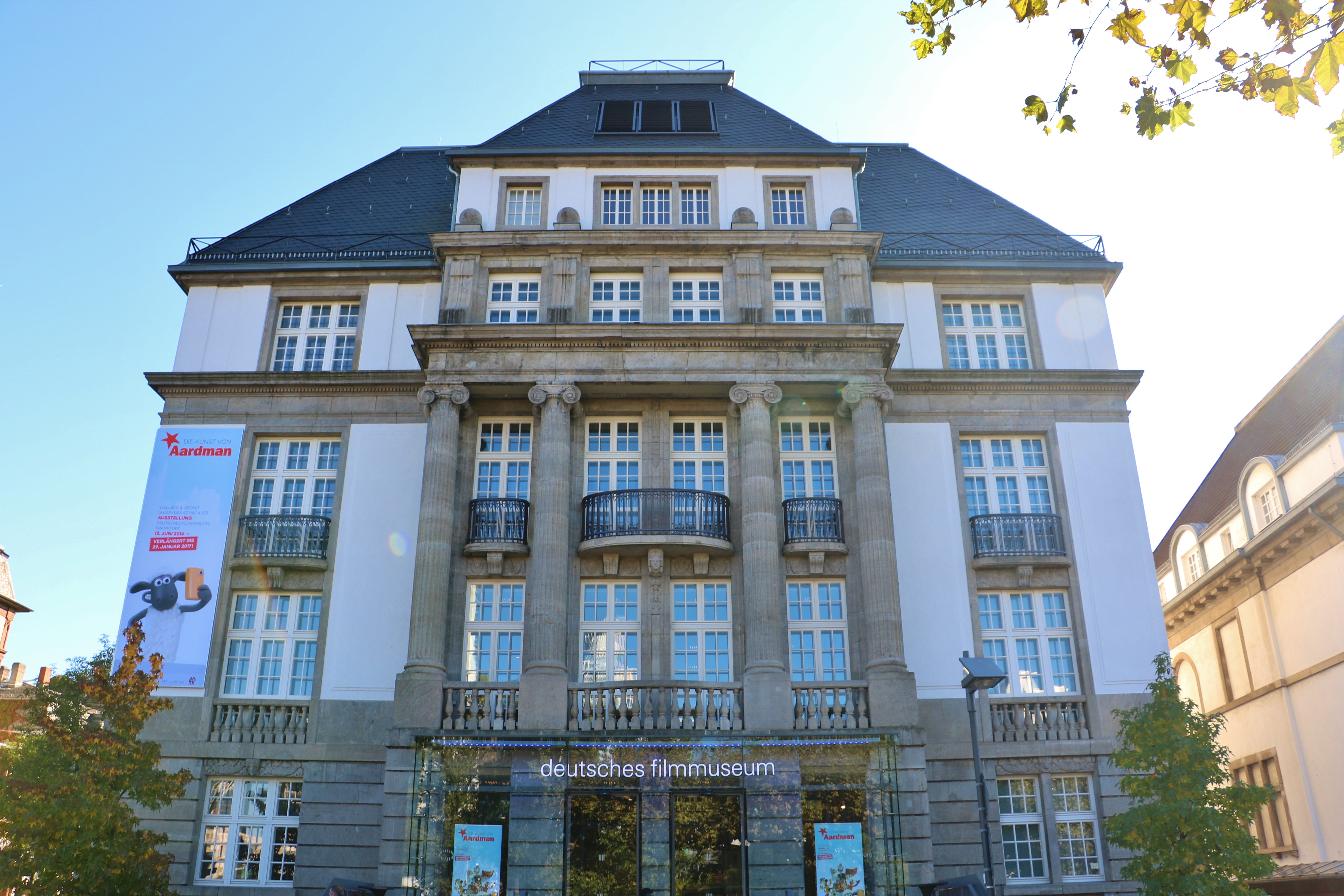 German Film Museum Deutsches Filmmuseum Travel Guidebook Must