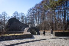 石之教堂-轻井泽町-是条胳膊